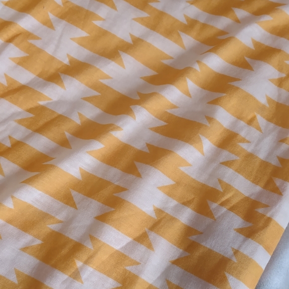 Yellow print infinity scarf - Picture 2 of 6